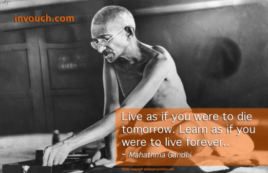 mahatma-gandhi-live-01_invouch.jpg